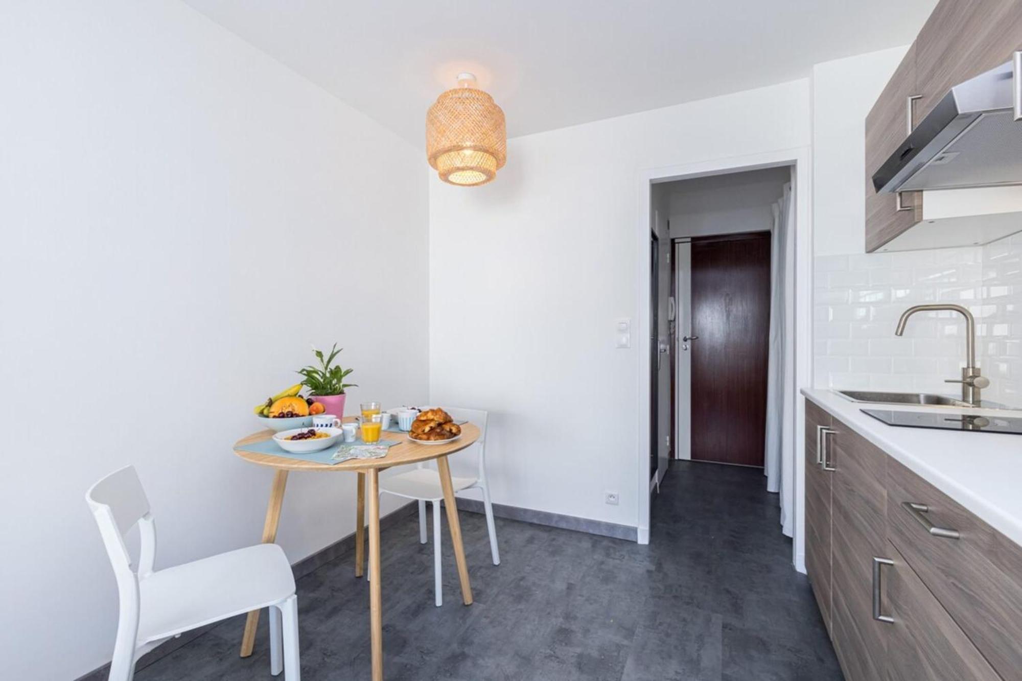 Grosso 4 - Studio With Balcony - Near The Sea Nisa Exterior foto
