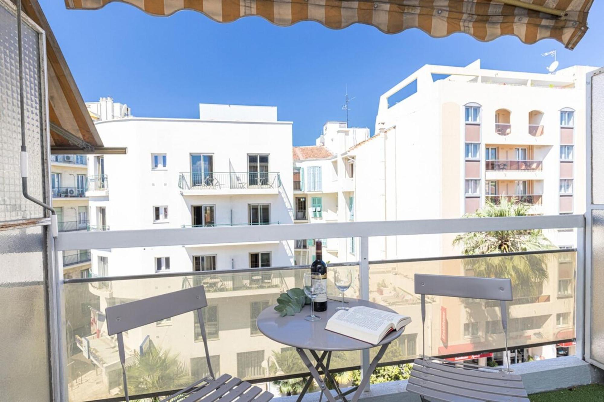 Grosso 4 - Studio With Balcony - Near The Sea Nisa Exterior foto